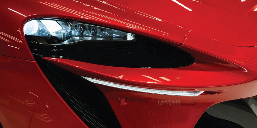 McLaren Artura Exterior Front Light